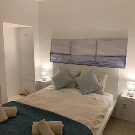 Apartment In The Center By The Sea At *