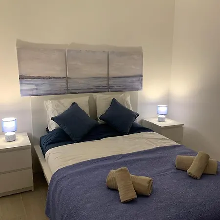 In The Center By The Sea At Apartment