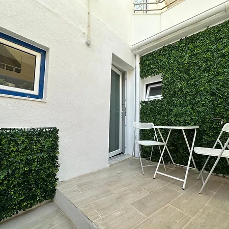 Apartment In The Center By The Sea At *